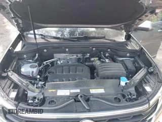 2025 Volkswagen Atlas SEL Premium R-Line with VIN 1V2FR2CA0SC522921, listed as a IAAI auction lot 42033389 with 5,342 mi miles and . Bid and sale history available at DreamBid. Image 10.