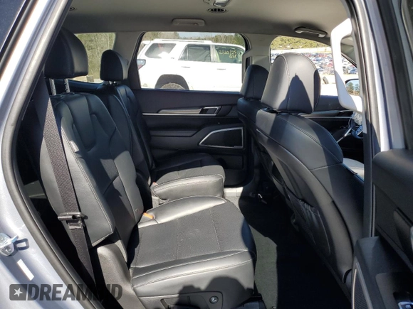 2024 Kia Telluride S with VIN 5XYP64GC1RG471070, listed as a Copart auction lot 46787945 with 16,781 mi miles and Salvage Title. Bid and sale history available at carsss.com. Image 11.