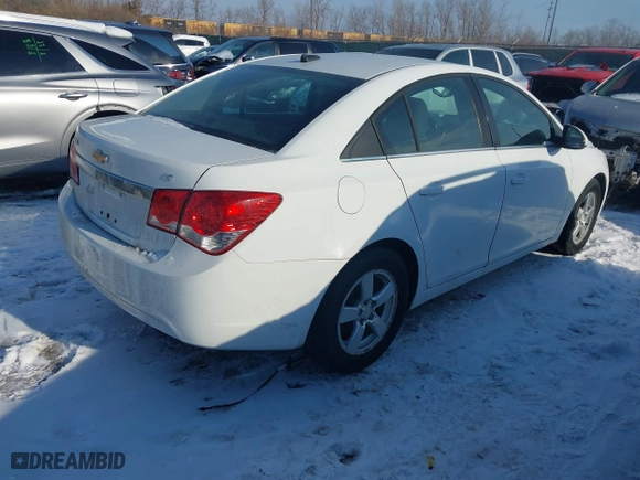 2013 Chevrolet Cruze 1LT with VIN 1G1PC5SB2D7262190, listed as a IAAI auction lot 41314526 with 116,117 mi miles. Bid and sale history available at carsss.com. Image 4.