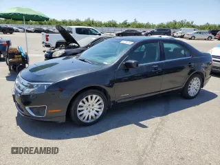 2010 Ford Fusion Hybrid с VIN 3FADP0L32AR372207, выставлен на аукционе Copart как лот 62764755 с пробегом 102 388 миль миль и Списание • Salvage title. История ставок и продаж доступна на DreamBid. Изображение 1.