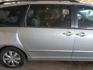2008 Toyota Sienna CE with VIN 5TDZK23C88S225259, listed as a Copart auction lot 51964285 with 251,291 mi miles and Salvage Title. Bid and sale history available at carsss.com. Image 11.