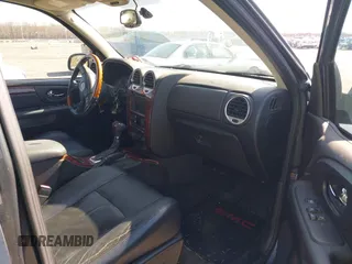 2007 GMC Envoy Denali z VIN 1GKET63M672231311, wystawiony jako IAAI lot #41992787 z przebiegiem 212 145 mil mil oraz . Historia ofert i sprzedaży dostępna na DreamBid. Obrazek 5.