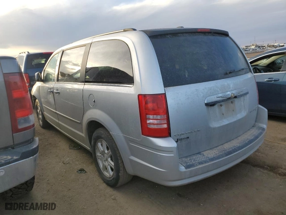 2010 Chrysler Town & Country Touring with VIN 2A4RR5D14AR293433, listed as a Copart auction lot 48035955 with 177,888 mi miles and Salvage Title. Bid and sale history available at carsss.com. Image 2.