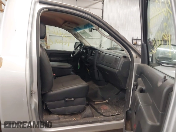2002 Dodge 1500 z VIN 1D7HA16N52J256145, wystawiony jako IAAI lot #42206665 z przebiegiem 144 293 mil mil oraz . Historia ofert i sprzedaży dostępna na DreamBid. Obrazek 5.
