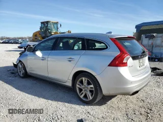 2015 Volvo V60 T5 Drive-E Premier with VIN YV140MEK8F1256113, listed as a Copart auction lot 84693394 with 161,692 mi miles and Clean Title. Bid and sale history available at carsss.com. Image 2.