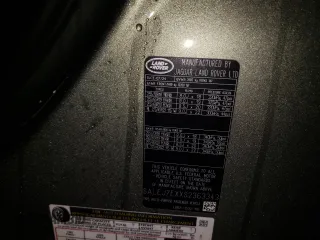 2025 Land Rover Defender S с VIN SALEJ7EXXS2363343, выставлен на аукционе Copart как лот 47466005 с пробегом 118 миль миль и Списание • Salvage title. История ставок и продаж доступна на DreamBid. Изображение 13.