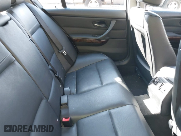 2011 BMW 3 Series 328i with VIN WBAPH5C51BA446809, listed as a IAAI auction lot 42031220 with 111,011 mi miles and . Bid and sale history available at carsss.com. Image 8.