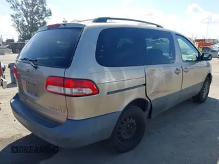 2003 Toyota Sienna CE with VIN 4T3ZF19C53U539951, listed as a IAAI auction lot 41906505 with 233,426 mi miles. Bid and sale history available at carsss.com. Image 4.