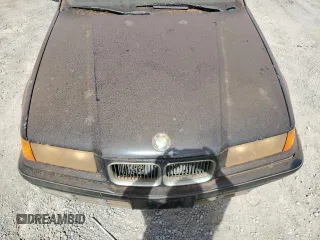 1993 BMW 3 Series z VIN WBACB3316PFE10919, wystawiony jako Copart lot #76412814 z przebiegiem 113 386 mil mil oraz Czysty tytuł • Clean title. Historia ofert i sprzedaży dostępna na DreamBid. Obrazek 11.