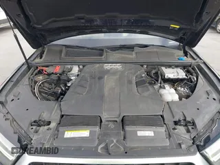 2019 Audi Q7 Premium Plus with VIN WA1LAAF74KD009049, listed as a IAAI auction lot 42745159 with 70,472 mi miles and . Bid and sale history available at DreamBid. Image 10.