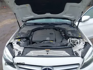 2019 Mercedes-Benz C 300 with VIN 55SWF8EB1KU293427, listed as a IAAI auction lot 41673663 with 61,295 mi miles and . Bid and sale history available at carsss.com. Image 10.