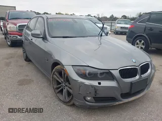 2011 BMW 3 Series 328i xDrive with VIN WBAPK7G55BNN86328, listed as a IAAI auction lot 41221578 with 219,388 mi miles. Bid and sale history available at carsss.com. Image 1.