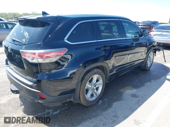2015 Toyota Highlander Limited with VIN 5TDDKRFH4FS209616, listed as a IAAI auction lot 41961949 with 254,211 mi miles and . Bid and sale history available at DreamBid. Image 4.
