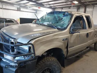2001 Ford Super Duty F-250 XL with VIN 3FTNX21F81MA06613, listed as a IAAI auction lot 41445674 with 206,434 mi miles. Bid and sale history available at carsss.com. Image 6.