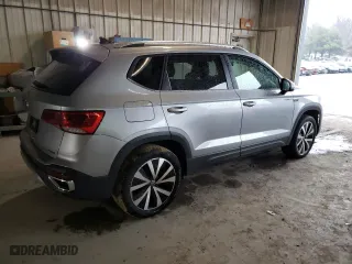 2022 Volkswagen Taos SE with VIN 3VVWX7B29NM050642, listed as a Copart auction lot 70037692 with 0 mi miles. Bid and sale history available at carsss.com. Image 3.