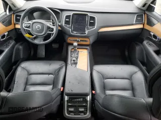 2022 Volvo XC90 Momentum with VIN YV4A221K3N1864761, listed as a Copart auction lot 59189595 with 33,098 mi miles and Salvage title. Bid and sale history available at DreamBid. Image 8.