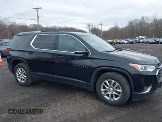 2018 Chevrolet Traverse LT Cloth z VIN 1GNERGKW6JJ204892, wystawiony jako IAAI lot #41821372 z przebiegiem 308 738 mil mil oraz . Historia ofert i sprzedaży dostępna na DreamBid. Obrazek 17.