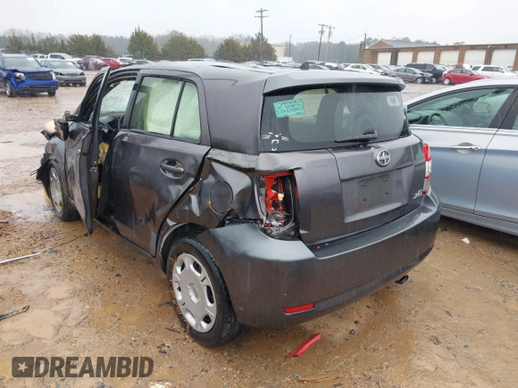2013 Scion xD z VIN JTKKUPB40D1032381, wystawiony jako IAAI lot #41212704 z przebiegiem 209 858 mil mil oraz . Historia ofert i sprzedaży dostępna na DreamBid. Obrazek 3.