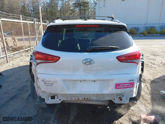 2016 Hyundai Tucson SE with VIN KM8J3CA45GU245793, listed as a IAAI auction lot 41601244 with 116,701 mi miles. Bid and sale history available at carsss.com. Image 17.