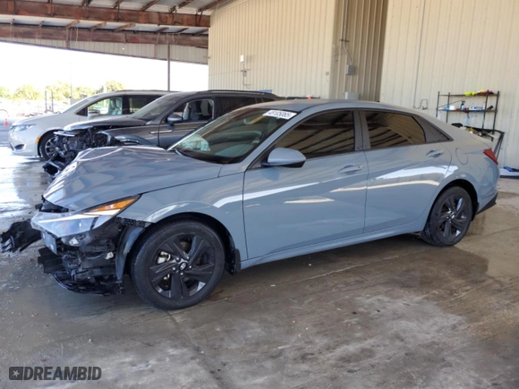 2022 Hyundai Elantra SEL with VIN KMHLM4AG5NU365984, listed as a Copart auction lot 48105065 with 44,715 mi miles and Non Repairable. Bid and sale history available at carsss.com. Image 1.