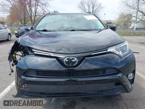 2018 Toyota RAV4 XLE with VIN 2T3RFREV0JW786393, listed as a IAAI auction lot 41997778 with 44,666 mi miles. Bid and sale history available at carsss.com. Image 12.