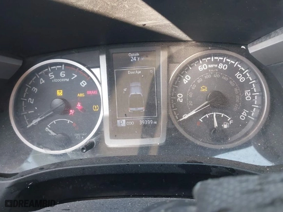2017 Toyota Tacoma SR5 with VIN 3TMCZ5AN8HM062622, listed as a IAAI auction lot 41414330 with 39,399 mi miles. Bid and sale history available at carsss.com. Image 7.