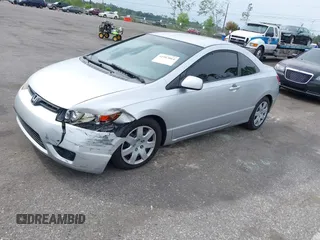 2007 Honda Civic Cpe LX with VIN 2HGFG12667H577166, listed as a IAAI auction lot 41983064 with 98,553 mi miles. Bid and sale history available at carsss.com. Image 17.