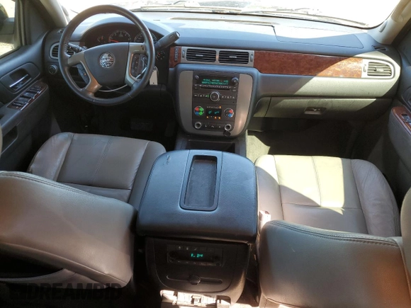 2011 GMC Yukon SLE with VIN 1GKS1AE02BR213992, listed as a Copart auction lot 75609704 with 133,536 mi miles and Salvage Title. Bid and sale history available at carsss.com. Image 8.