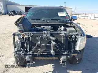 2011 Chevrolet Silverado 1500 LT with VIN 3GCPKSE38BG395583, listed as a IAAI auction lot 41486984 with 134,615 mi miles. Bid and sale history available at carsss.com. Image 13.
