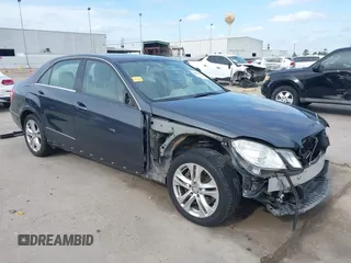 2011 Mercedes-Benz E-Class E 350 Luxury with VIN WDDHF5GB3BA276245, listed as a IAAI auction lot 42062138 with 112,979 mi miles. Bid and sale history available at carsss.com. Image 1.