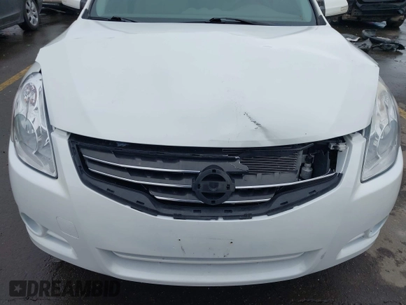 2011 Nissan Altima 2.5 S with VIN 1N4AL2AP1BN442980, listed as a IAAI auction lot 41603298 with 135,481 mi miles. Bid and sale history available at carsss.com. Image 6.