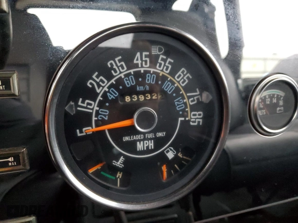 1985 Jeep CJ z VIN 1JCCM87AXFT128119, wystawiony jako Copart lot #42979045 z przebiegiem 83 932 mil mil oraz Tytuł czysty. Historia ofert i sprzedaży dostępna na DreamBid. Obrazek 9.
