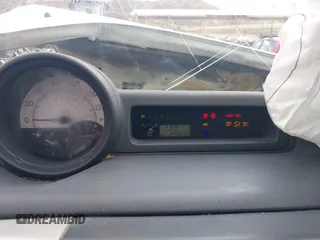 2006 Scion xB z VIN JTLKT324764044312, wystawiony jako IAAI lot #42183613 z przebiegiem 249 038 mil mil oraz . Historia ofert i sprzedaży dostępna na DreamBid. Obrazek 7.