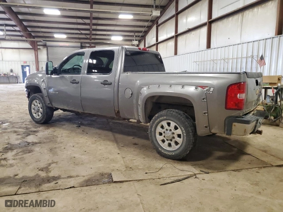 2007 Chevrolet Silverado 2500HD LT w/1LT with VIN 1GCHK23K07F561120, listed as a Copart auction lot 48150555 with 348,779 mi miles and Clean Title. Bid and sale history available at carsss.com. Image 2.
