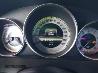 2013 Mercedes-Benz C-Class C 250 Sport with VIN WDDGF4HB8DA798585, listed as a IAAI auction lot 40421628 with 121,343 mi miles. Bid and sale history available at carsss.com. Image 7.