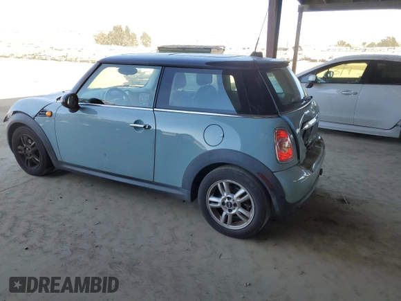 2013 MINI Cooper Hardtop with VIN WMWSU3C54DT686602, listed as a Copart auction lot 47398705 with 88,941 mi miles and Salvage Title. Bid and sale history available at carsss.com. Image 2.