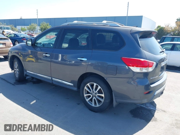 2013 Nissan Pathfinder SL with VIN 5N1AR2MN6DC601487, listed as a IAAI auction lot 42223152 with 229,947 mi miles and . Bid and sale history available at DreamBid. Image 3.