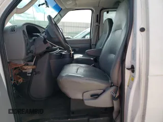 2008 Ford Econoline Passenger XL with VIN 1FBSS31L78DA02320, listed as a Copart auction lot 70076284 with Not Provided miles and Salvage Title. Bid and sale history available at DreamBid. Image 7.