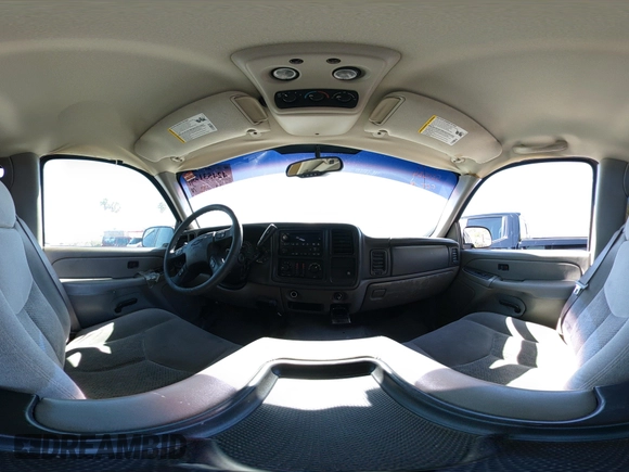 2005 Chevrolet Suburban LS z VIN 1GNEC16Z15J211046, wystawiony jako IAAI lot #42453120 z przebiegiem Nie podano mil oraz . Historia ofert i sprzedaży dostępna na DreamBid. Obrazek 18.