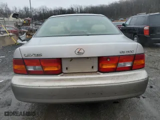 1999 Lexus ES 300 Luxury Sport Sdn with VIN JT8BF28GXX5067205, listed as a Copart auction lot 83018394 with 170,573 mi miles and Salvage Title. Bid and sale history available at carsss.com. Image 6.