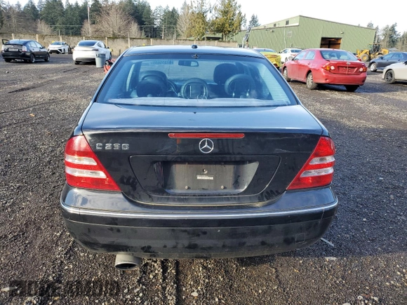 2006 Mercedes-Benz C 230 Sport with VIN WDBRF52H56F824568, listed as a Copart auction lot 87855665 with 111,092 mi miles and Salvage Title. Bid and sale history available at carsss.com. Image 6.
