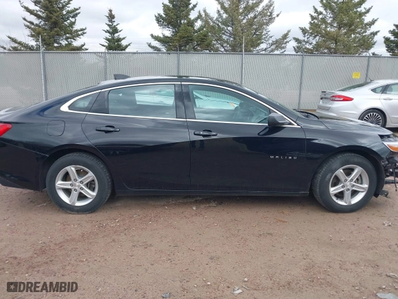 2020 Chevrolet Malibu LS with VIN 1G1ZC5ST5LF104271, listed as a IAAI auction lot 42039792 with 68,718 mi miles. Bid and sale history available at carsss.com. Image 14.