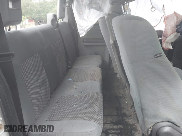 2015 Ford F-250 XLT with VIN 1FT7X2B64FEB25893, listed as a IAAI auction lot 42430677 with 290,675 mi miles and . Bid and sale history available at DreamBid. Image 8.