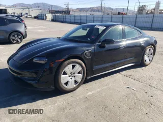 2022 Porsche Taycan z VIN WP0AA2Y13NSA13799, wystawiony jako Copart lot #42047775 z przebiegiem 23 396 mil mil oraz Szkoda całkowita • Salvage title. Historia ofert i sprzedaży dostępna na DreamBid. Obrazek 1.