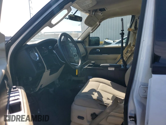 2015 Ford Expedition XL with VIN 1FMJU1FT8FEF44964, listed as a Copart auction lot 53561175 with Not provided miles and Salvage title. Bid and sale history available at DreamBid. Image 7.