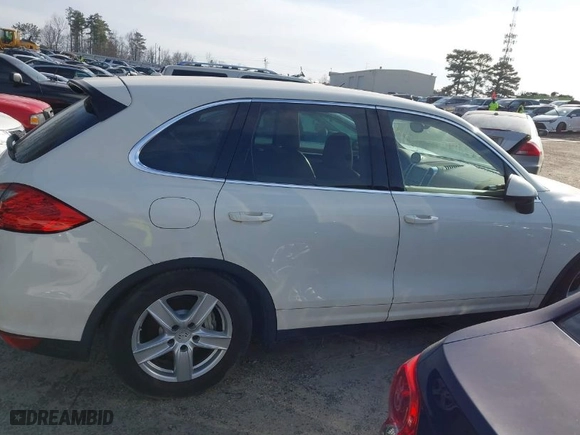 2011 Porsche Cayenne S with VIN WP1AB2A24BLA42343, listed as a IAAI auction lot 41584480 with 161,586 mi miles. Bid and sale history available at carsss.com. Image 12.