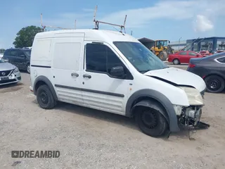 2011 Ford Transit Connect XLT z VIN NM0LS7DNXBT069105, wystawiony jako IAAI lot #42449581 z przebiegiem 220 949 mil mil oraz . Historia ofert i sprzedaży dostępna na DreamBid. Obrazek 1.
