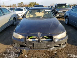 2013 BMW 3 Series 328i xDrive with VIN WBA3B5G58DNP41153, listed as a Copart auction lot 45118275 with 186,728 mi miles and Salvage Title. Bid and sale history available at carsss.com. Image 5.