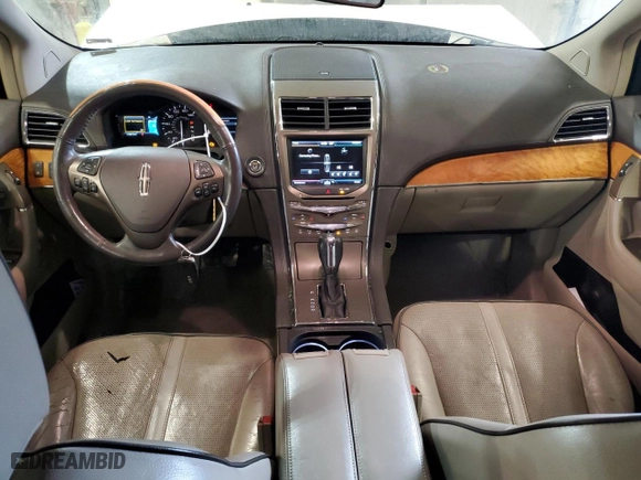 2011 Lincoln MKX with VIN 2LMDJ6JK8BBJ34628, listed as a Copart auction lot 46505345 with 170,678 mi miles and Salvage Title. Bid and sale history available at carsss.com. Image 8.