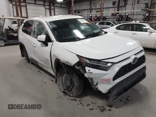 2023 Toyota RAV4 LE z VIN 2T3G1RFV1PW344767, wystawiony jako IAAI lot #42069347 z przebiegiem 180 392 mil mil oraz . Historia ofert i sprzedaży dostępna na DreamBid. Obrazek 1.